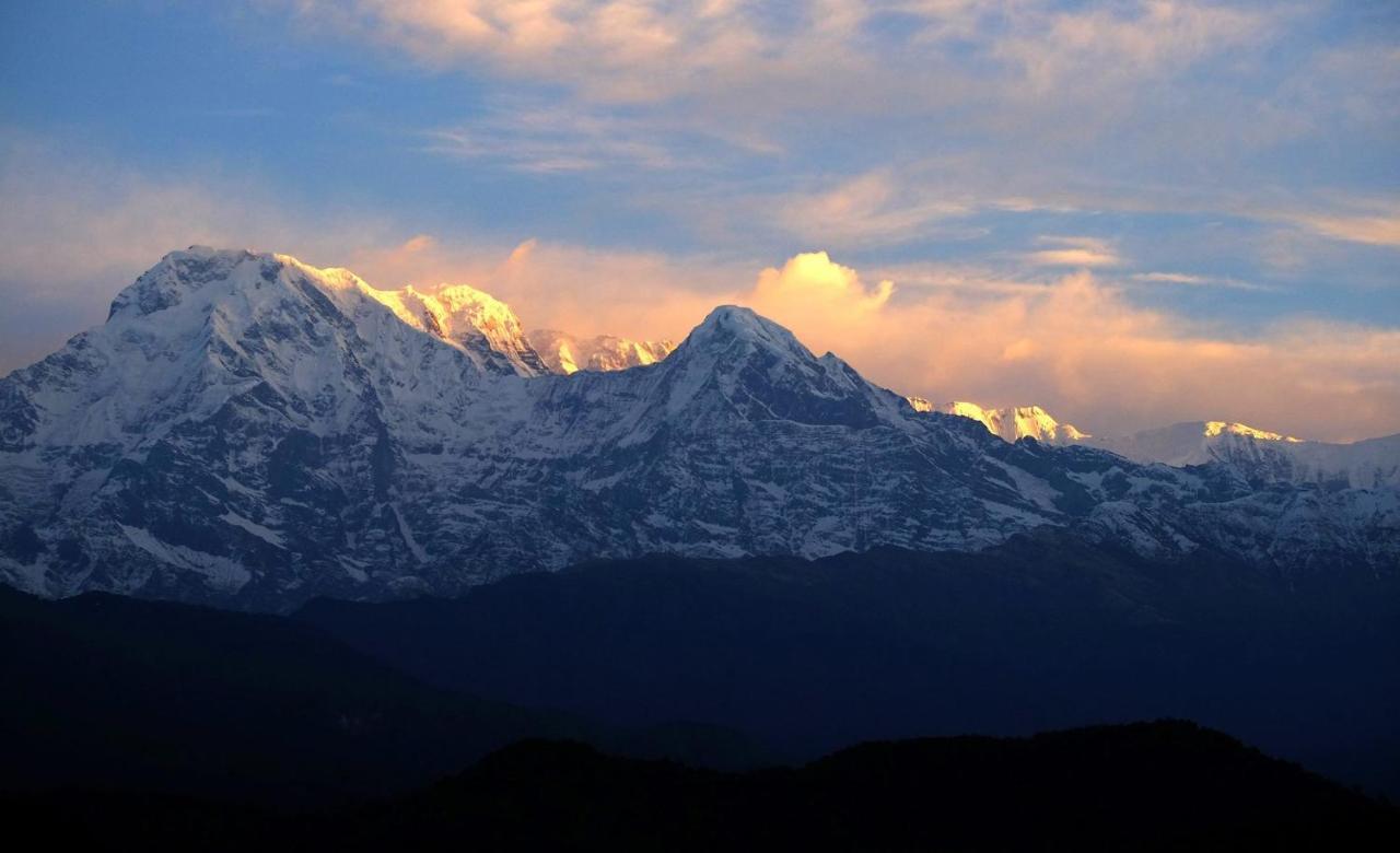 Himalayan Deurali Resort Pokhara Eksteriør billede